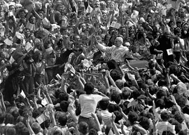 Pope John Paul II visits Poland in 1983