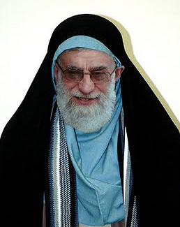 khamenei_chador
